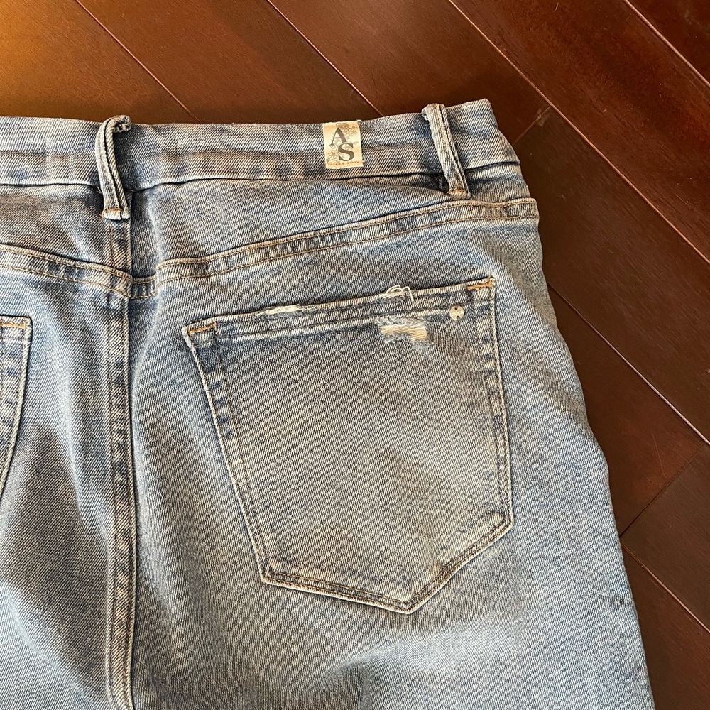 Altar’d State Mica Distressed Raw Hem Wide Leg Light Blue Women’s Jeans 32 - Picture 9 of 15